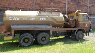 48. e - aukce ČEZ TATRA T815 - N3 spec. cisternový, RZ 8T06045