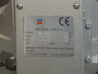 Série LETMO 01 Kuchyňský robot, typ RM 200H