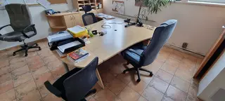 RAF Stavby 01. Nábytek a vybavení kanceláře