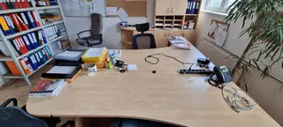 RAF Stavby 01. Nábytek a vybavení kanceláře