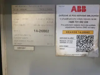 01. Robotické pracoviště ABB pro svařování s otočným pracovním stolem.