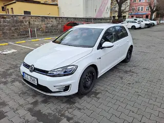 VŘ č. 11 ČEZ VOLKSWAGEN GOLF 100kW 136 PS e-Golf, RZ EL335AB