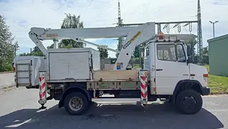 47. e - aukce ČEZ MERCEDES BENZ VARIO 816DA 4X4 S PLOŠINOU, RZ 8T72562