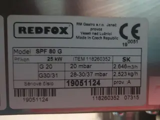 Série LETMO 02 Plynový sporák REDFOX, model SPF 80G