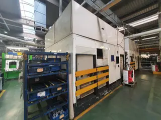 02. Robotické pracoviště ABB pro svařování s otočným pracovním stolem.
