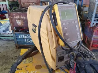 PSJ 02. Svářečka Esab LUD 450 s podavačem PUA 1