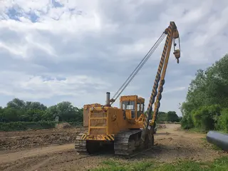 02. Trubkoukladač KOMATSU D155C1, nr. 23481