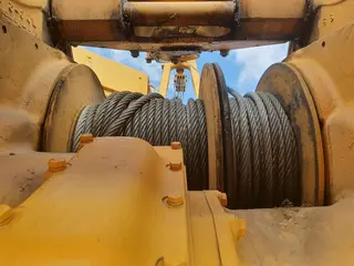 02. Trubkoukladač KOMATSU D155C1, nr. 23481