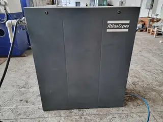 C-Mec Kladno 021 vzduchový kompresor ATLAS COPCO GA 5 vč. tlakové nádoby