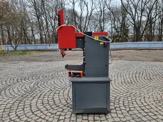 C-Mec 271 hydraulický bodový lis Haeger 618PLUS-H