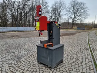 C-Mec 271 hydraulický bodový lis Haeger 618PLUS-H