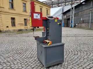 C-Mec Kladno 272 hydraulický bodový lis Haeger 618PLUS-H
