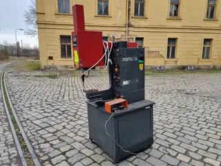 C-Mec 273 hydraulický bodový lis Haeger 618-1H