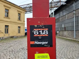 C-Mec 273 hydraulický bodový lis Haeger 618-1H