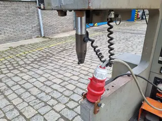 C-Mec 274 hydraulický bodový lis Haeger