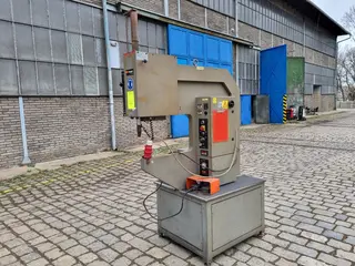 C-Mec 274 hydraulický bodový lis Haeger