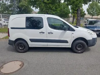 31. e - aukce ČEZ PEUGEOT PARTNER, RZ 9T03685