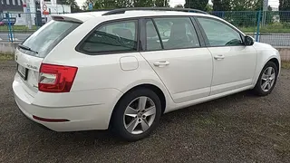 49. e - aukce ČEZ Škoda Octavia Combi Ambition 1,6 TDI, RZ 1TI4996