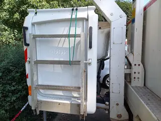 50. e - aukce ČEZ MERCEDES BENZ VARIO 816DA 4X4 S PLOŠINOU, RZ 8T58149