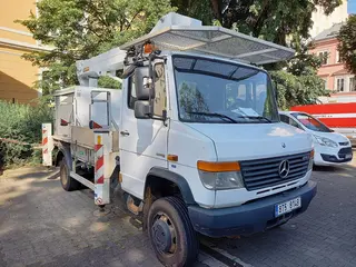 50. e - aukce ČEZ MERCEDES BENZ VARIO 816DA 4X4 S PLOŠINOU, RZ 8T58149