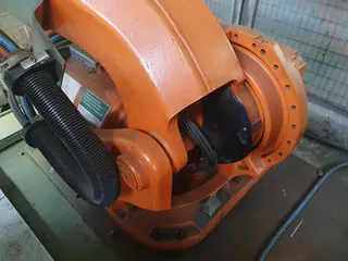 03. Robotické pracoviště pro bodové svařování
