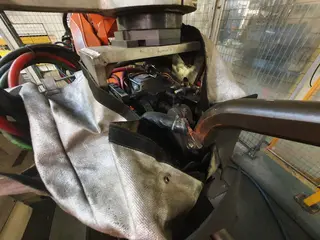 03. Robotické pracoviště pro bodové svařování