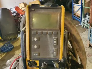 PSJ 03. Svářečka Esab AristoMig 450W s podavačem AristFeed 48-4