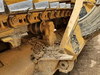 03. Trubkoukladač KOMATSU D 155 C1, nr. 23482