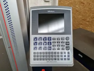 C-Mec 037 lineární výškoměr zn. Mitutoyo LH 600 E
