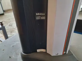 C-Mec 0371 lineární výškoměr zn. Mitutoyo LH 600 E