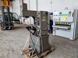 C-Mec 038 hydraulická nýtovačka Haeger HP-6-P-2