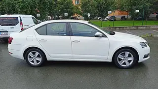 49. e - aukce ČEZ Škoda Octavia Ambition 1,6 TDI, RZ 1TF8533