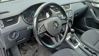 49. e - aukce ČEZ Škoda Octavia Ambition 1,6 TDI, RZ 1TF8533