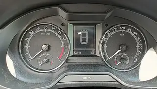 49. e - aukce ČEZ Škoda Octavia Ambition 1,6 TDI, RZ 1TF8533