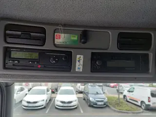 52. e - aukce ČEZ MERCEDES BENZ plošina IPT16-1/A, RZ 8T93546