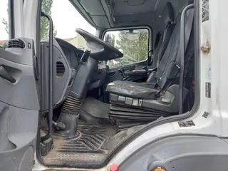52. e - aukce ČEZ MERCEDES BENZ plošina IPT16-1/A, RZ 8T93546