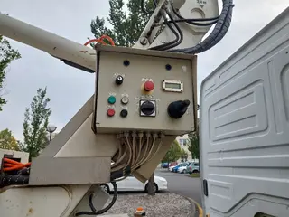 52. e - aukce ČEZ MERCEDES BENZ plošina IPT16-1/A, RZ 8T93546