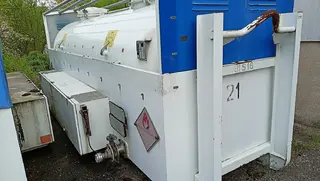 04 e-aukce ČEZ KONTEJNER NA OLEJ 8M3, RO OPO, 2600061