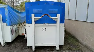 04 e-aukce ČEZ KONTEJNER NA OLEJ 8M3, RO OPO, 2600061