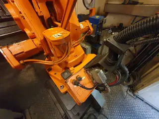 04. Robotické pracoviště pro MAG svařování