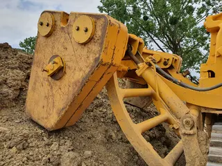 04. Trubkoukladač KOMATSU D 155 C1, nr. 23483