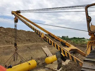 04. Trubkoukladač KOMATSU D 155 C1, nr. 23483