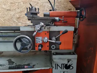 C-Mec 040 soustruh INTOS S32