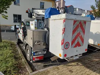 52. e - aukce ČEZ MERCEDES BENZ G 300 plošina Rothlehner 6U38221, RZ 9T03565