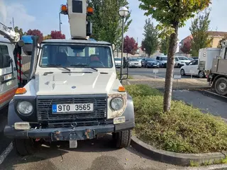 52. e - aukce ČEZ MERCEDES BENZ G 300 plošina Rothlehner 6U38221, RZ 9T03565
