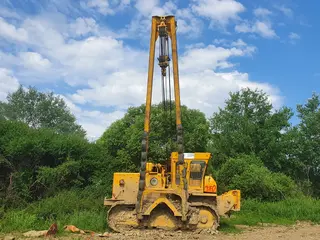 05. Trubkoukladač KOMATSU D 355 C3, nr. 11704