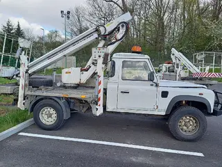 E - aukce ČEZ Land Rover plošina IPT12-1/A, RZ 8T91027
