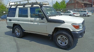47. e - aukce ČEZ TOYOTA LANDCRUISER, HZJ 76 4, 2D, RZ 8T76152