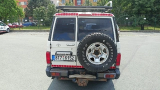 47. e - aukce ČEZ TOYOTA LANDCRUISER, HZJ 76 4, 2D, RZ 8T76152