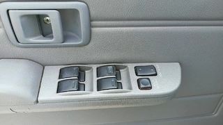 47. e - aukce ČEZ TOYOTA LANDCRUISER, HZJ 76 4, 2D, RZ 8T76152